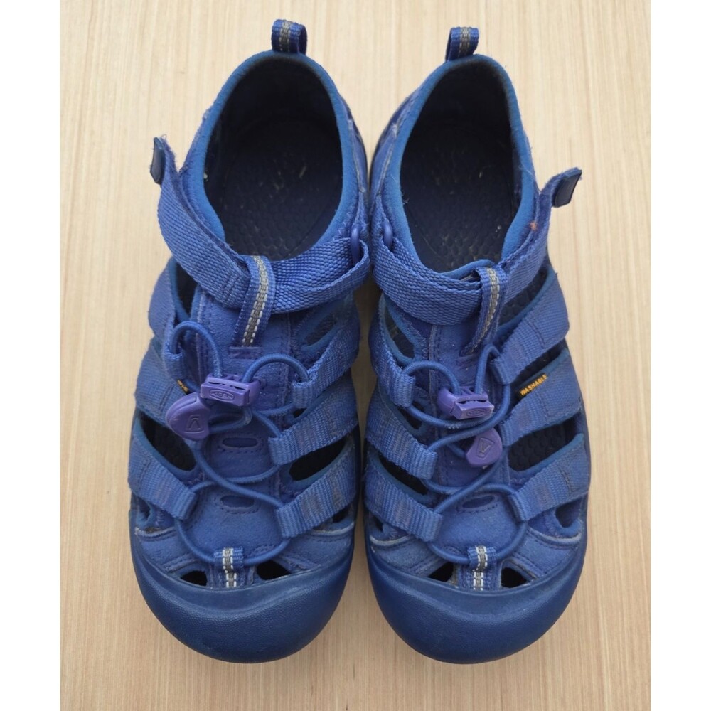 Keen Sandals Youth 5 Big Kid's Newport H2 Closed Toe Water Blue